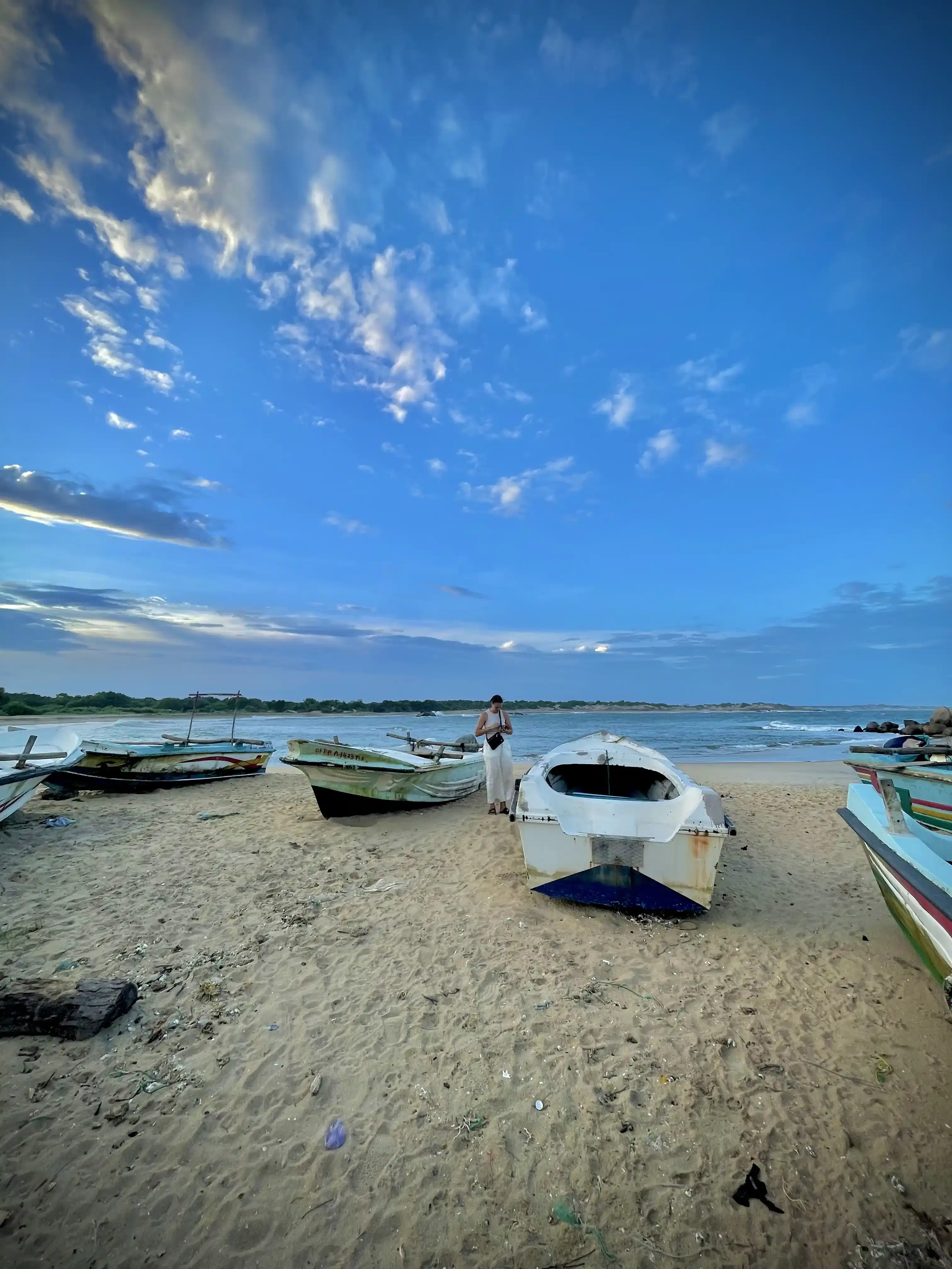 BEACH DRIVE ALONG KIRINDA COAST